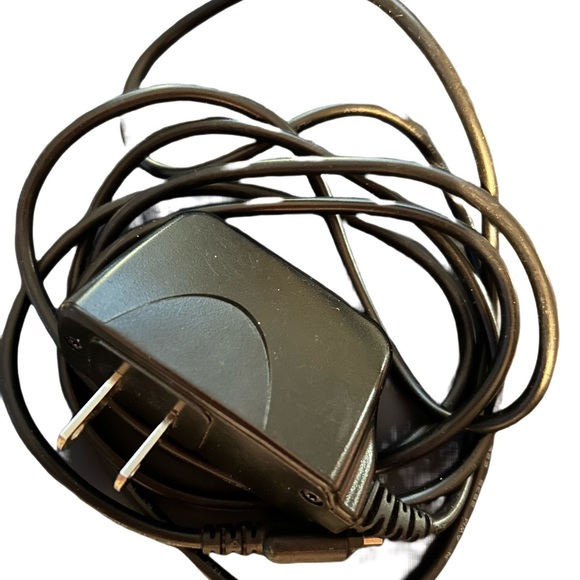 3/$15 LG Adapter - Picture 1 of 5